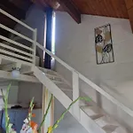 Bulle Ivoire בקתה