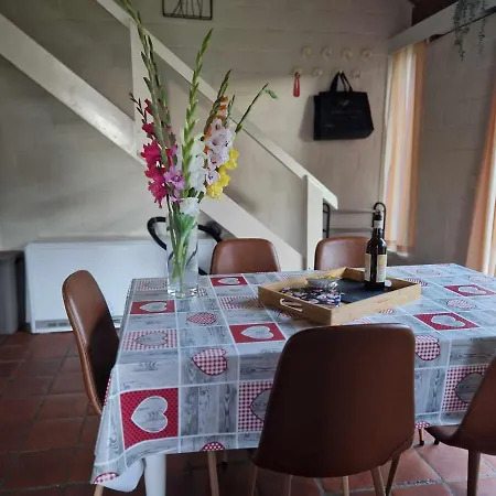 Chalet Bulle Ivoire Hastiere-par-dela