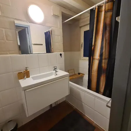 Bulle Ivoire * Hastière-par-delà